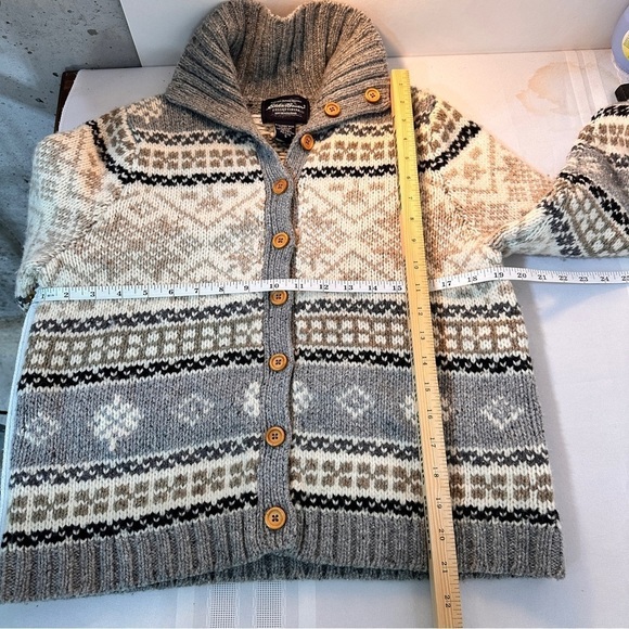 Eddie Bauer women’s fisherman wool sweater cardigan button front size small - Picture 8 of 11